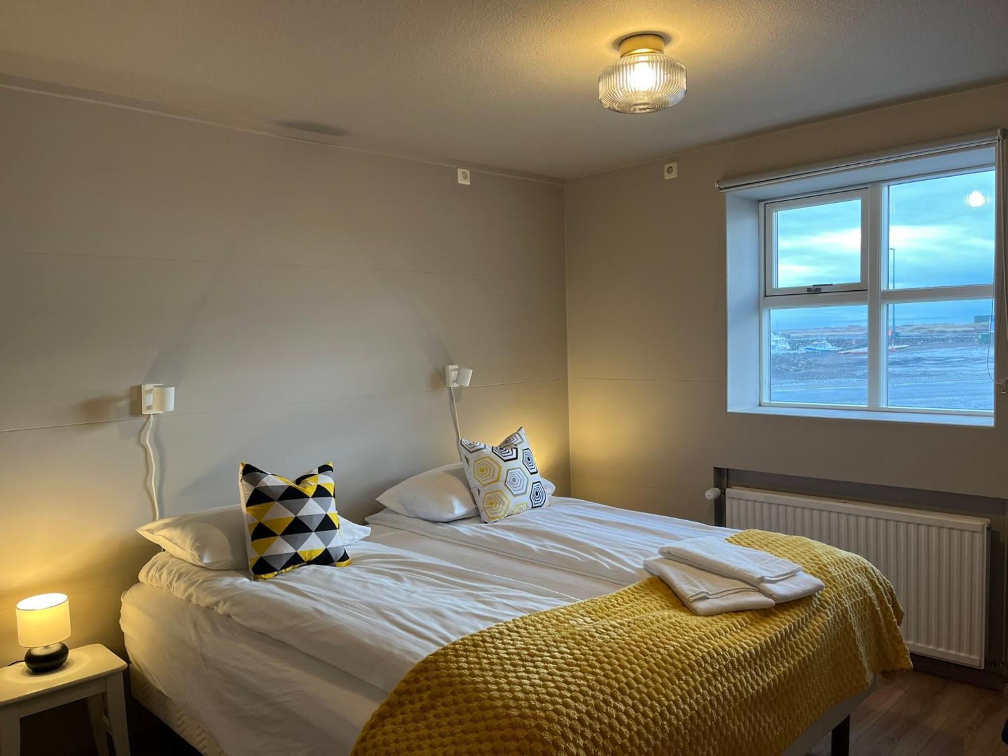Guesthouse Hvammur By The Harbour Höfn Eksteriør bilde